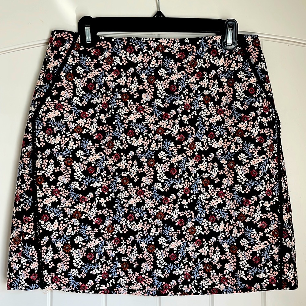 LOFT skirt - SO CUTE